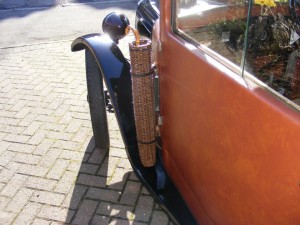 vintage car umbrella basket